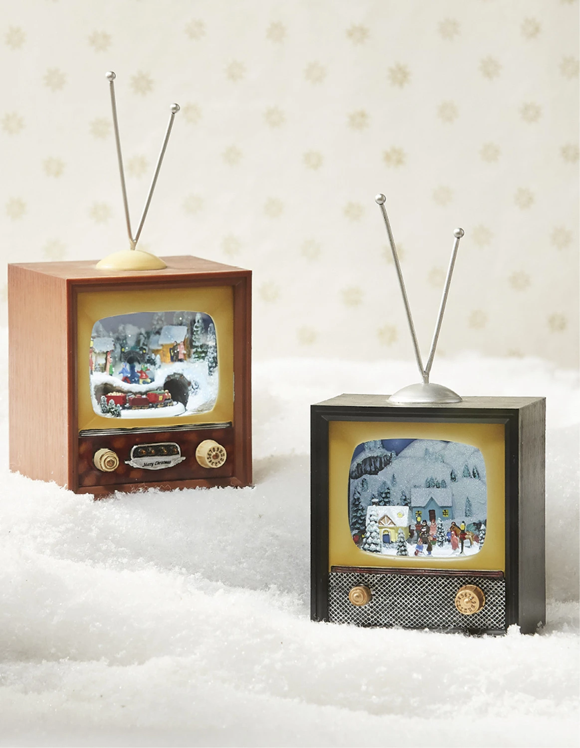 Raz 10" Animated Musical Television Christmas Decoration 3516162 2 Raz 10" Animated Musical Television Christmas Decoration 3516162 - Image 2